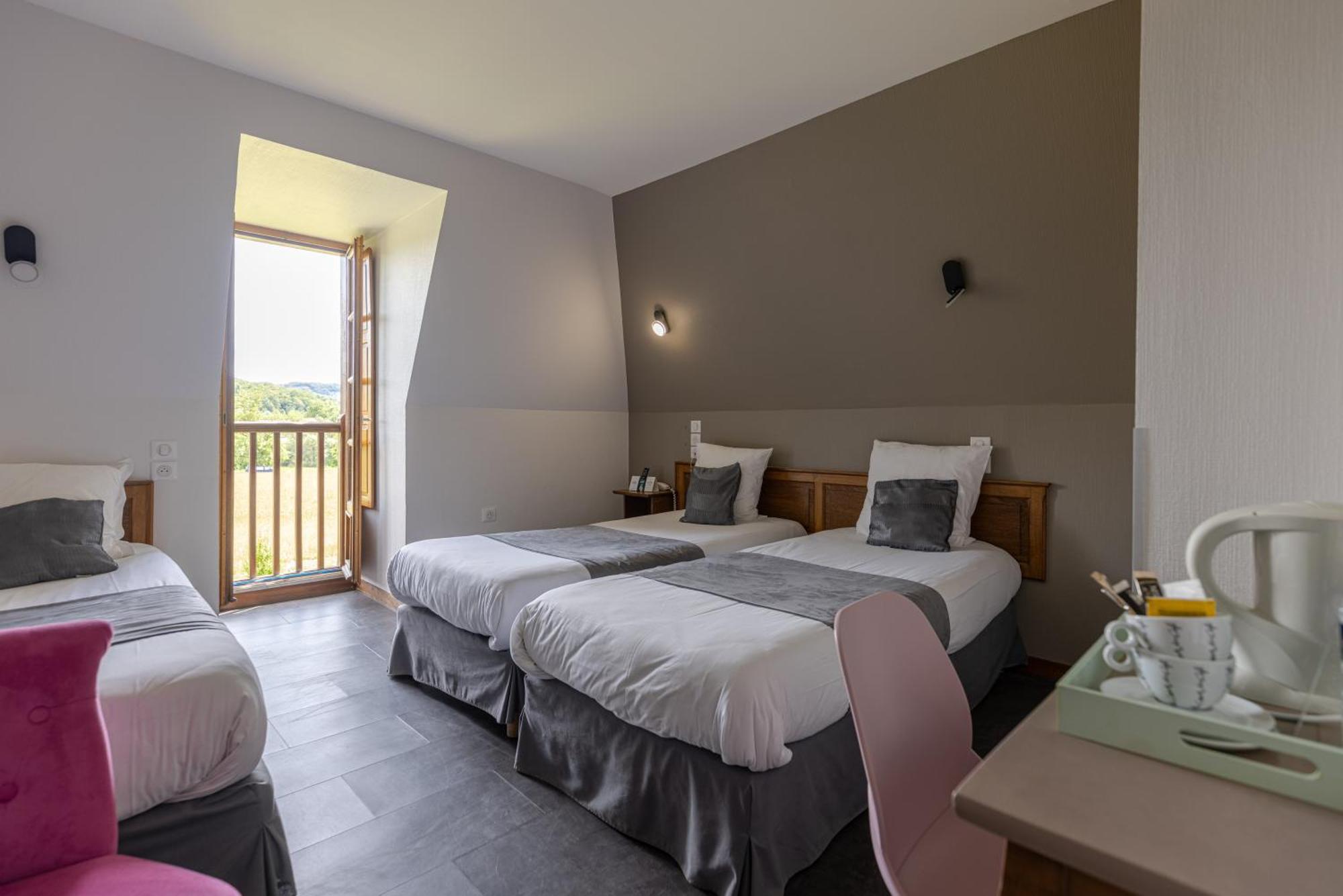 Hotel Archambeau Thonac Buitenkant foto